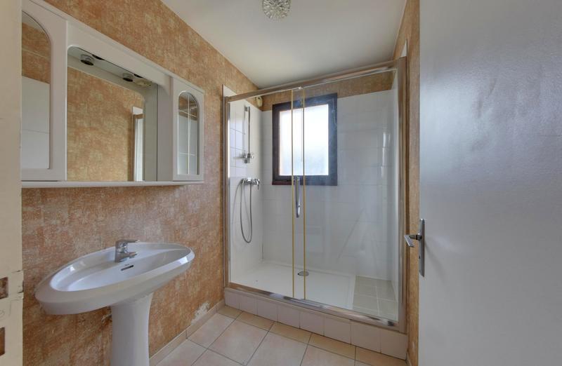 Appartement - 93 m² - 4 pièces