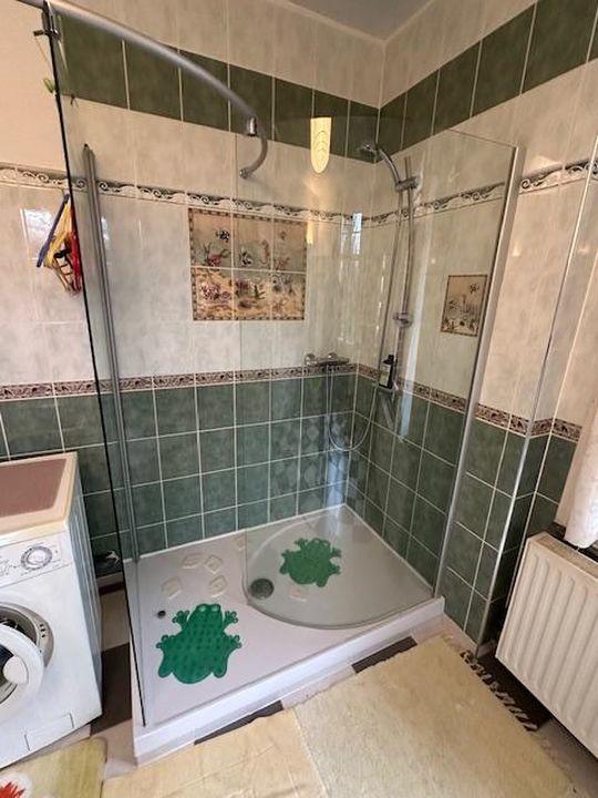 Demeure - 190 m² - 8 pièces