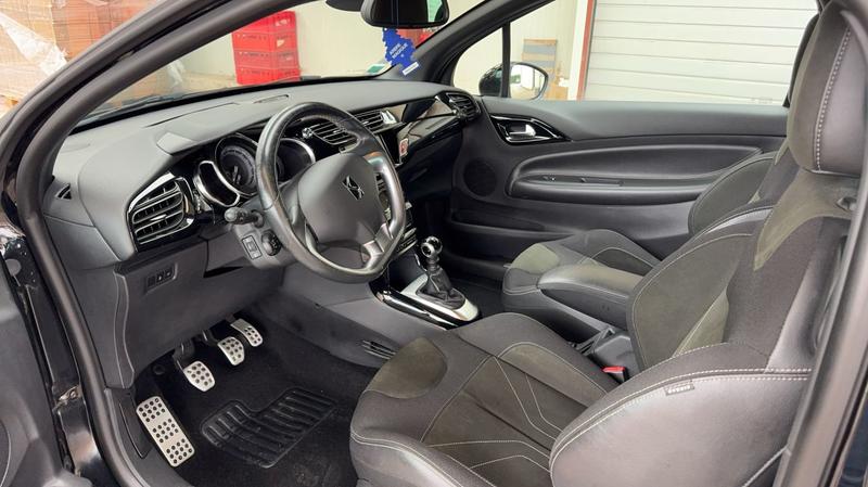 Ds Ds 3 1.6 BlueHDi 120 Sport Chic