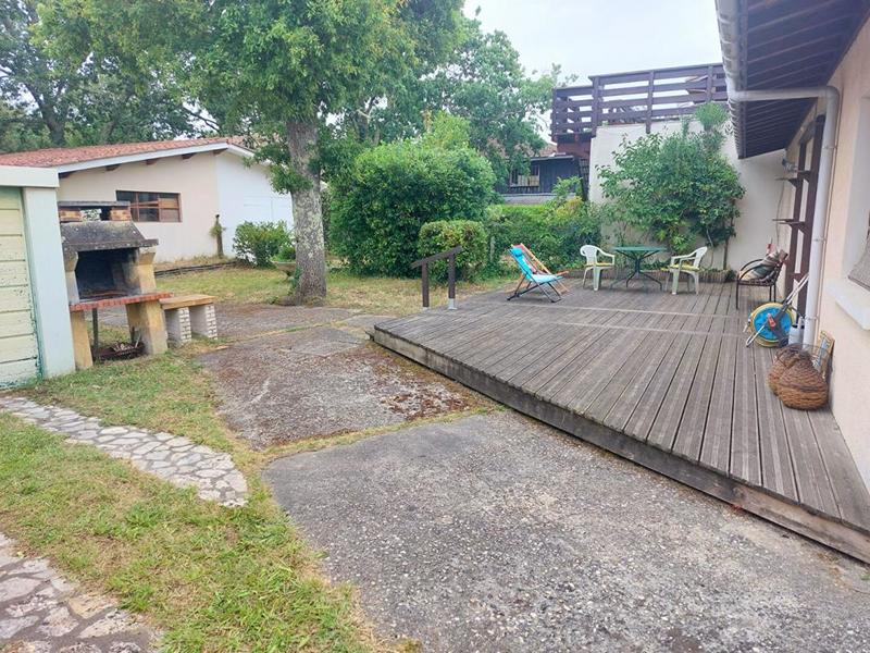 Immeuble - 135 m² - 6 pièces