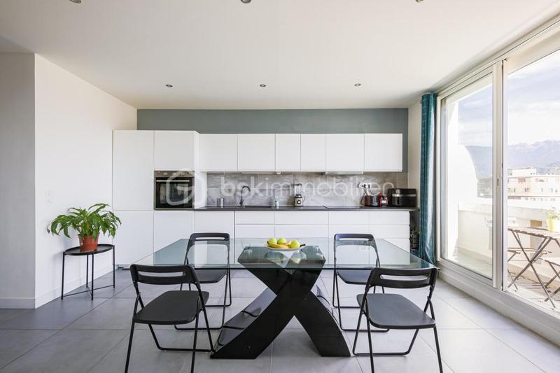 Appartement - 51 m² - 2 pièces