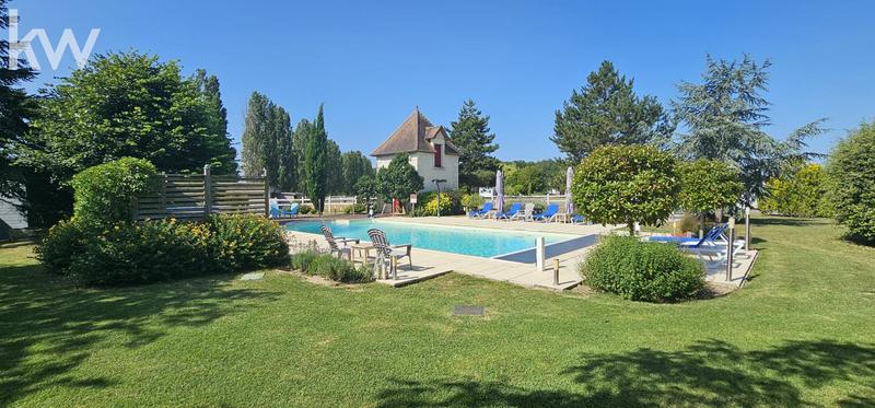 Maison chambre d'hôtes - 424 m² - 10 pièces