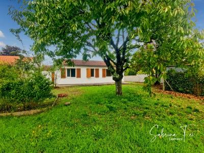 Maison - 80 m² - 3 pièces