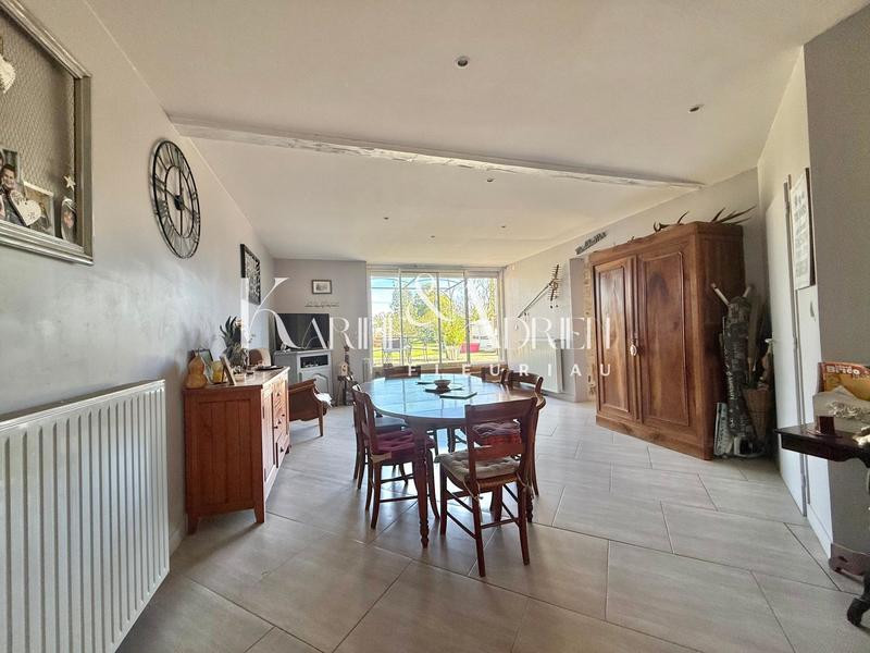 Maison - 177 m² - 7 pièces