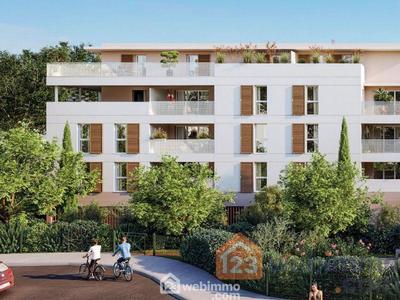 Appartement - 90 m² - 4 pièces