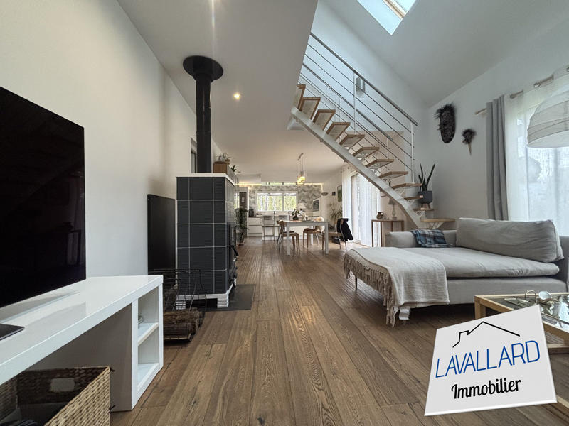 Maison - 135 m² - 4 pièces