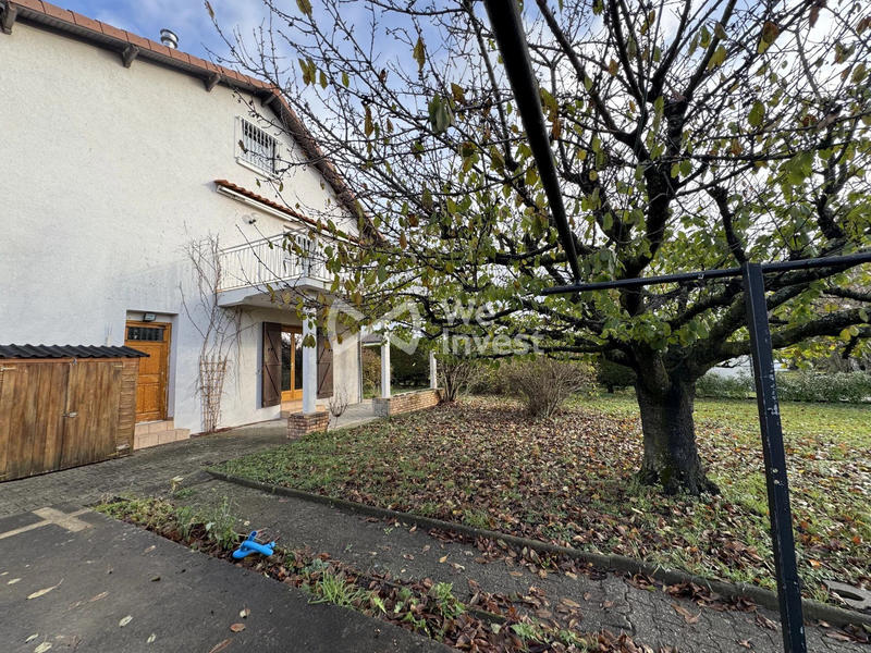 Maison - 205 m² - 7 pièces