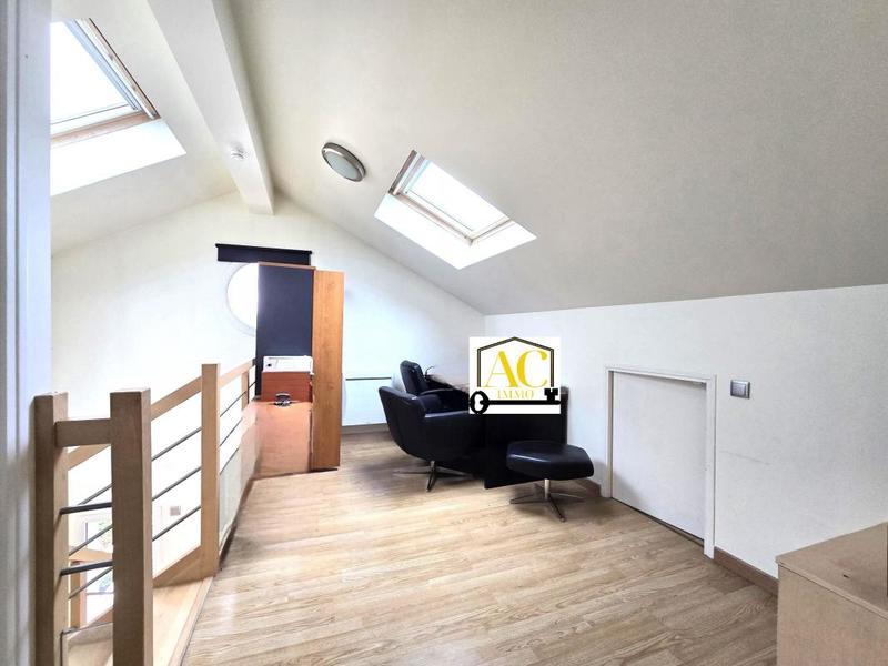 Maison - 157 m² - 5 pièces