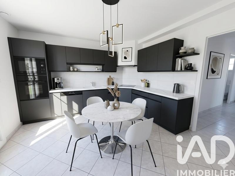 Maison - 105 m² - 5 pièces