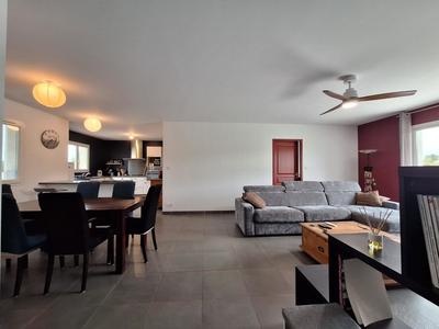 Villa - 122 m² - 5 pièces