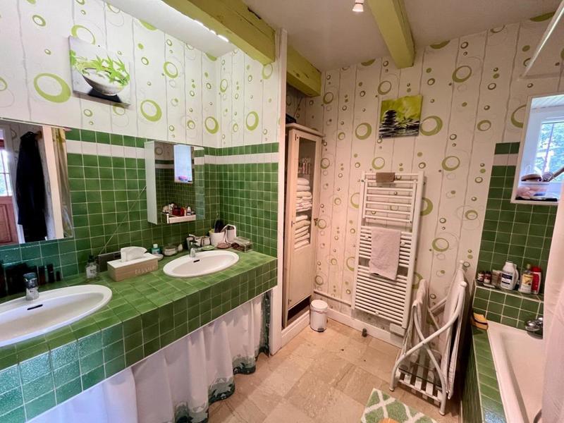 Maison - 171 m² - 7 pièces