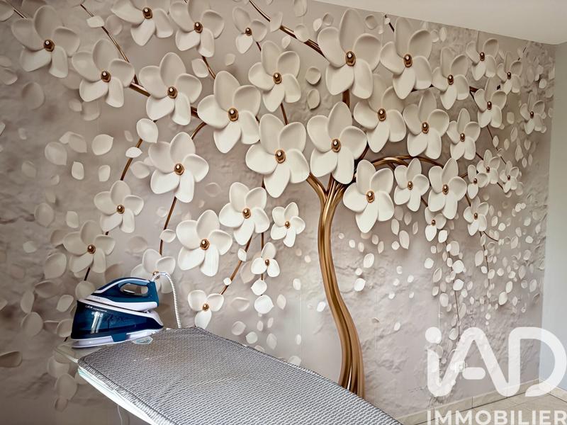 Maison - 104 m² - 5 pièces