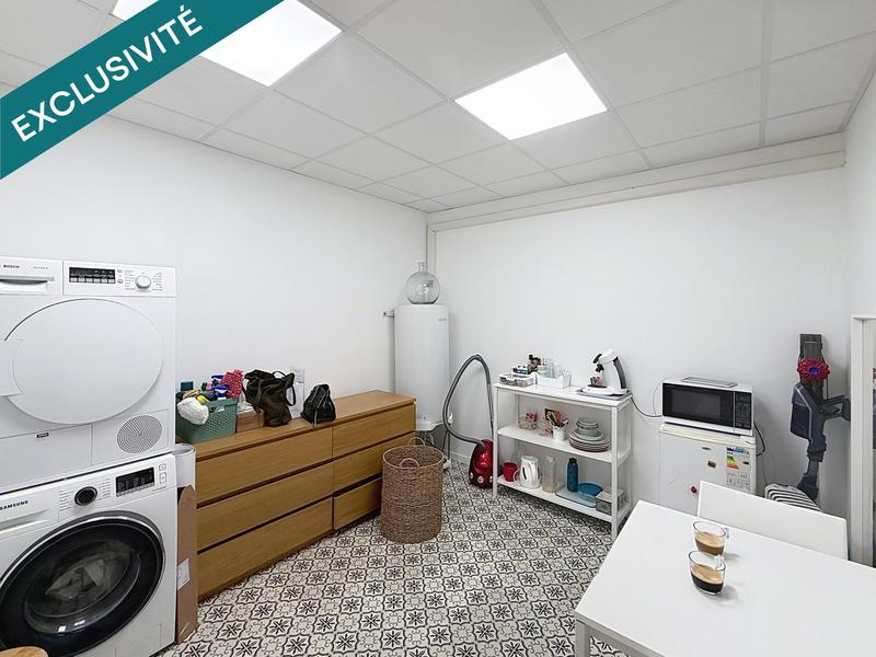 Local commercial - 110 m² - 4 pièces