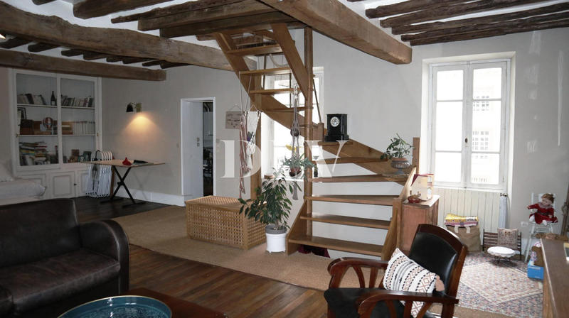 Duplex - 70 m² - 4 pièces