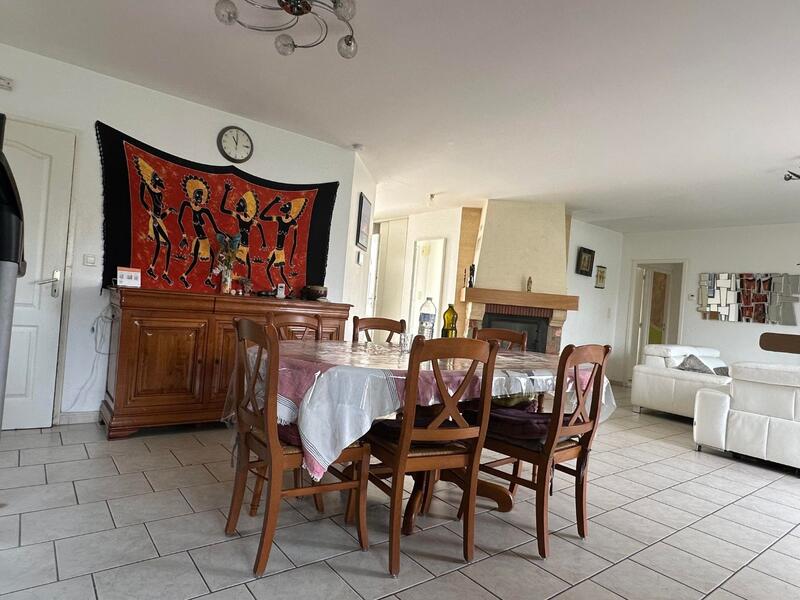 Maison - 127 m² - 7 pièces