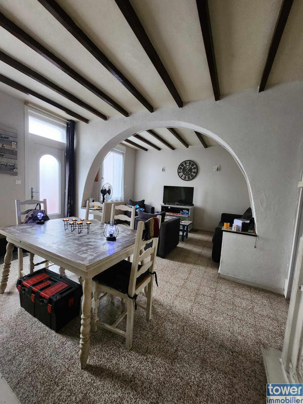 Maison - 96 m² - 5 pièces