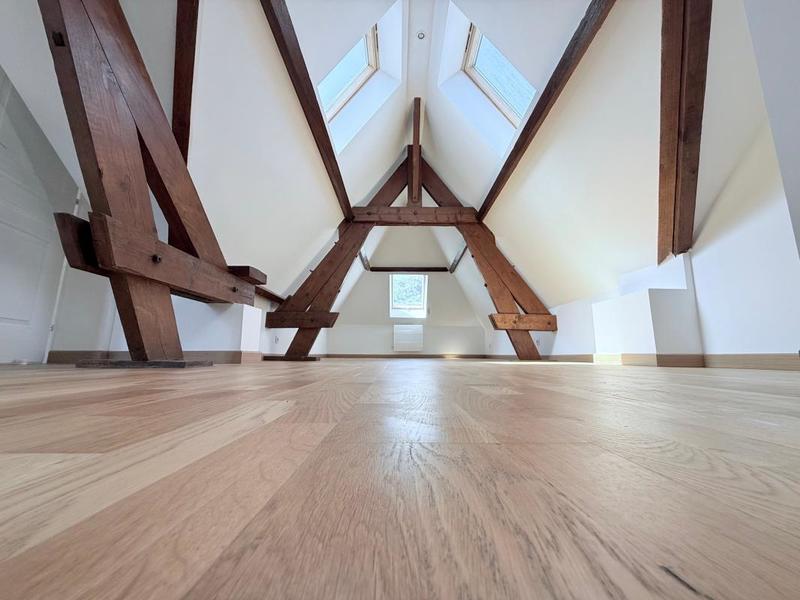 Maison - 165 m² - 6 pièces