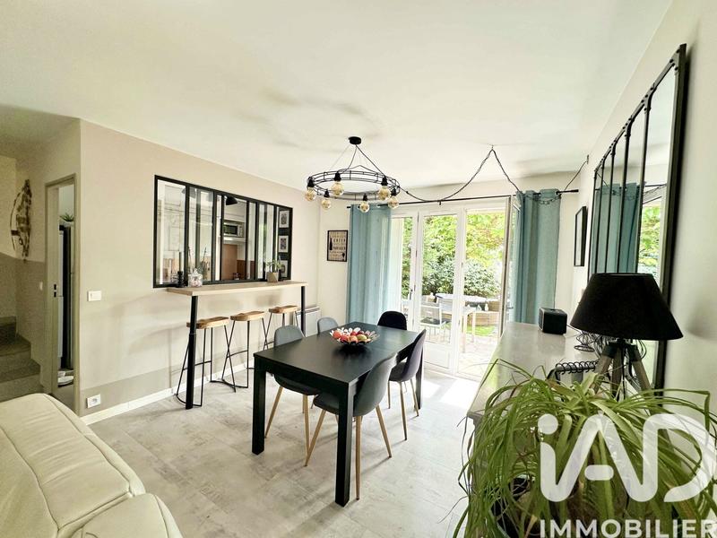 Maison - 100 m² - 4 pièces