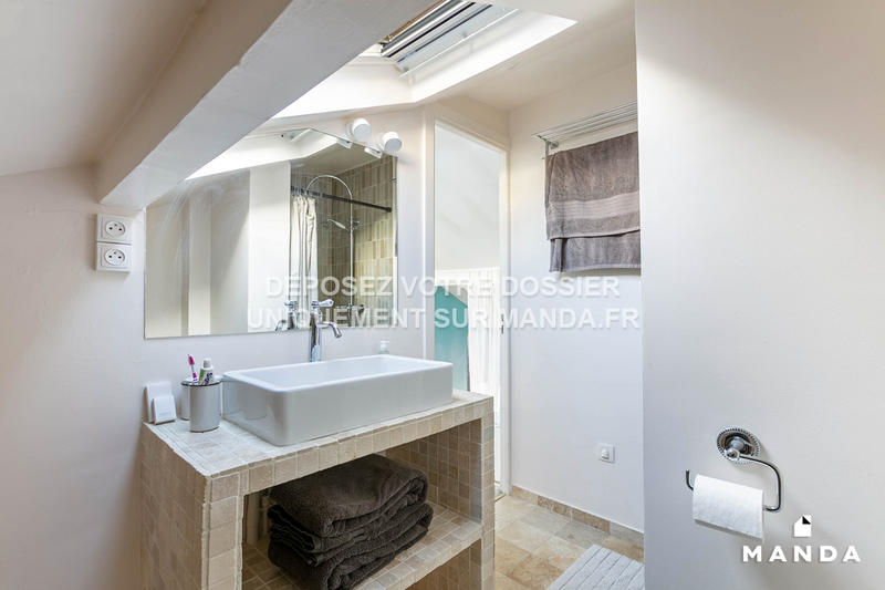 Appartement - 74 m² - 2 pièces