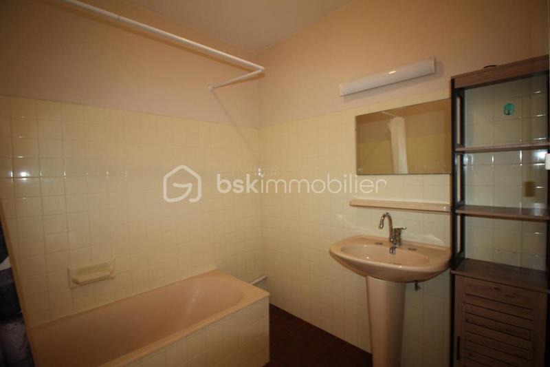 Appartement - 93 m² - 4 pièces