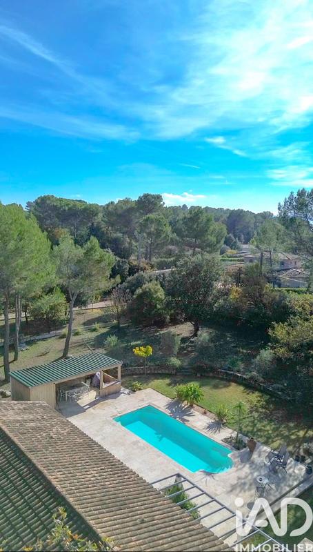 Maison - 185 m² - 5 pièces