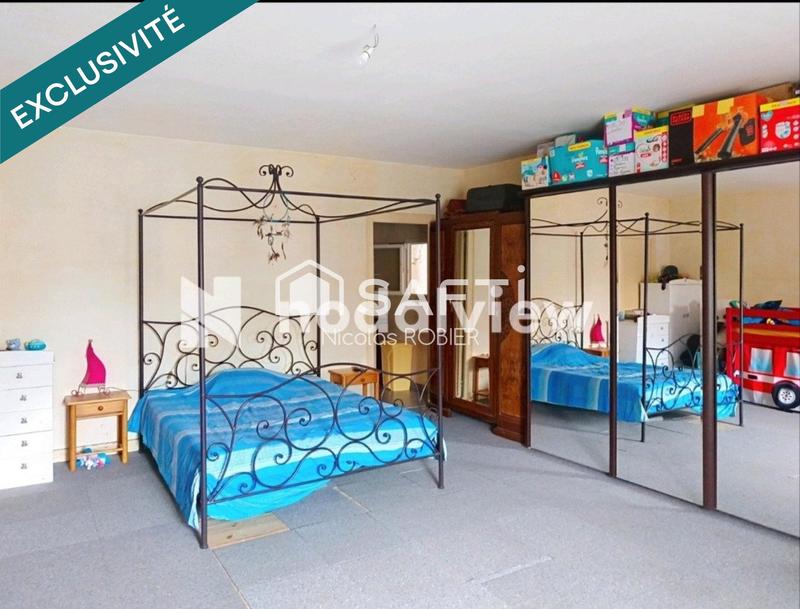 Maison - 155 m² - 5 pièces