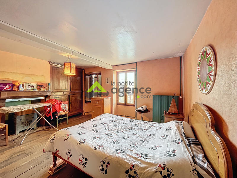 Maison - 130 m² - 10 pièces