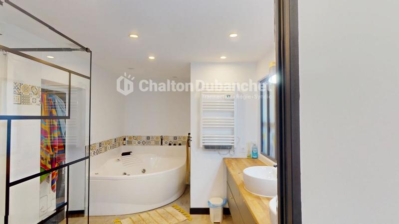 Maison - 168 m² - 5 pièces