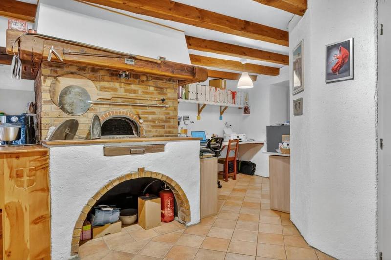Maison chambre d'hôtes - 438 m² - 12 pièces