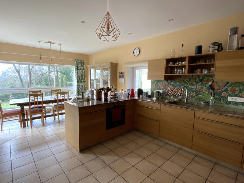 Maison - 288 m² - 6 pièces