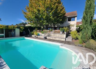 Maison - 117 m² - 5 pièces