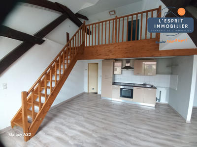 Appartement - 93 m² - 5 pièces