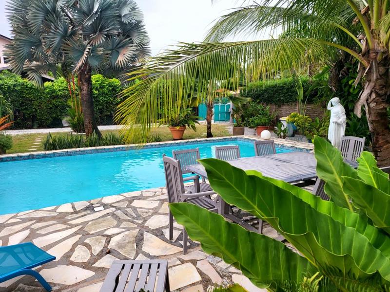 Appartement - 150 m² - 5 pièces