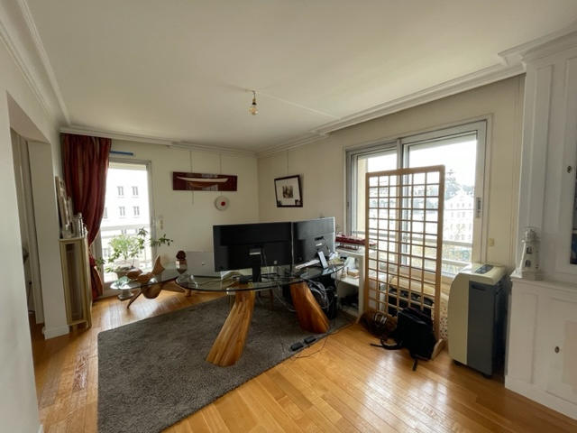 Appartement - 80 m² - 2 pièces