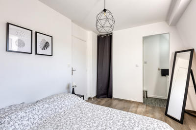 Appartement - 90 m² - 5 pièces