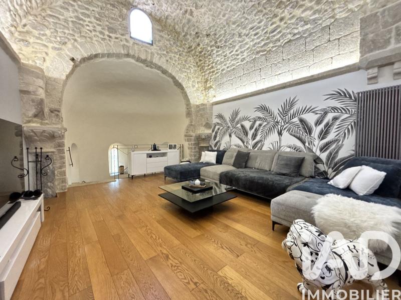 Maison - 282 m² - 14 pièces