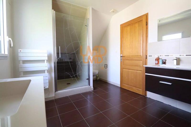 Villa - 279 m² - 7 pièces