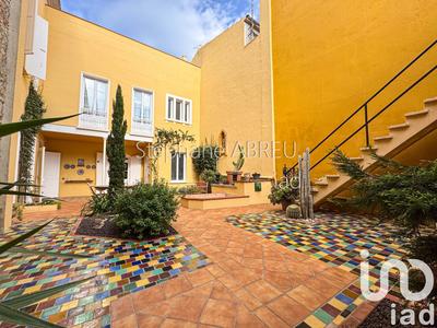 Maison - 297 m² - 9 pièces