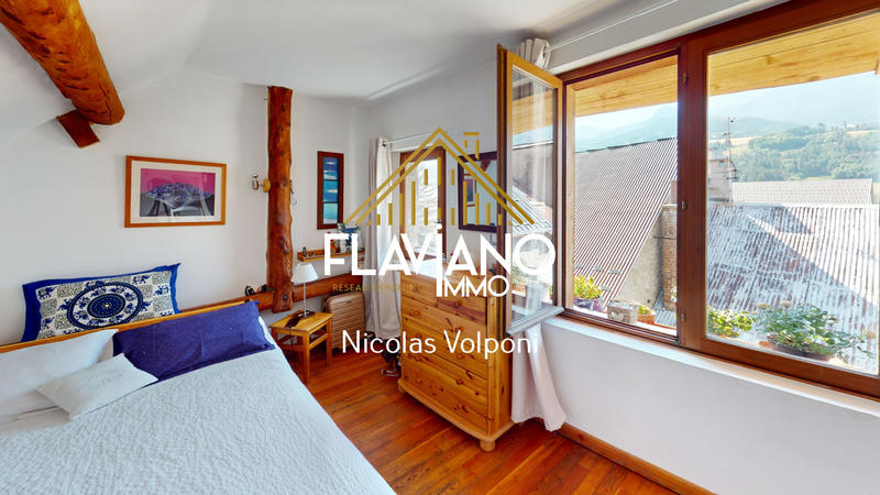 Appartement - 123 m² - 5 pièces