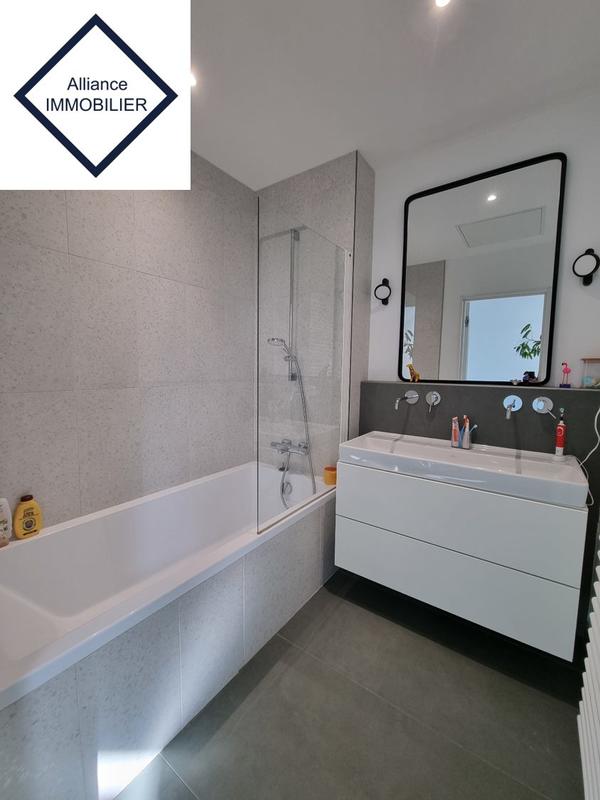 Maison - 155 m² - 6 pièces