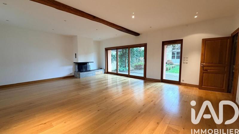 Maison de ville - 268 m² - 9 pièces