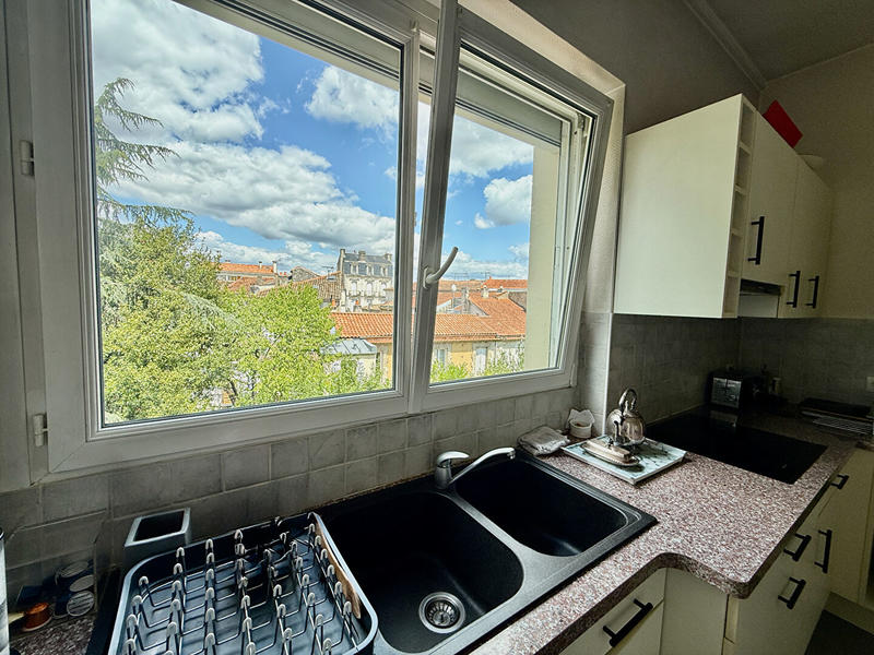 Appartement - 105 m² - 5 pièces