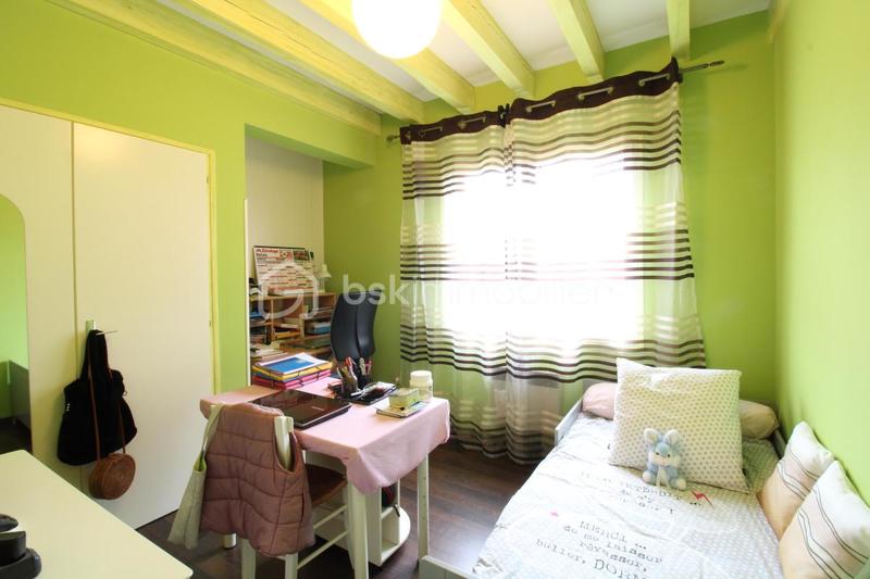 Maison - 185 m² - 7 pièces