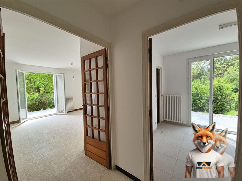 Maison traditionnelle - 164 m² - 7 pièces