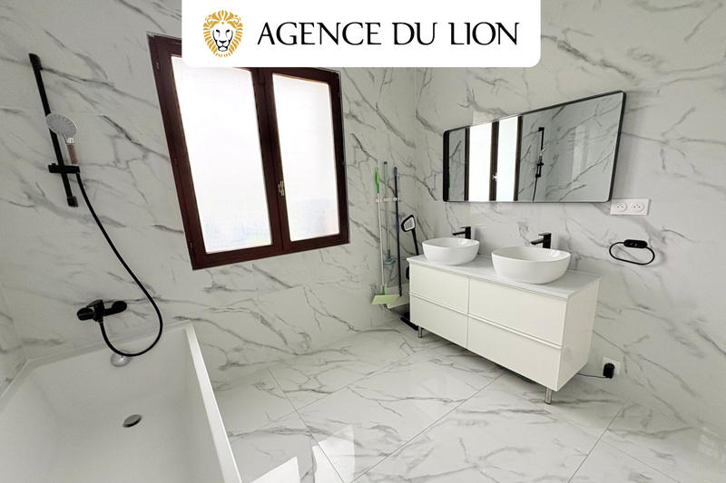 Maison - 136 m² - 6 pièces