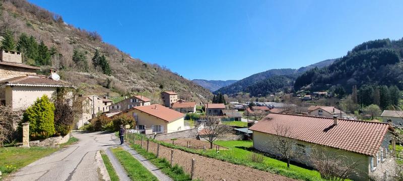 Maison - 220 m² - 7 pièces