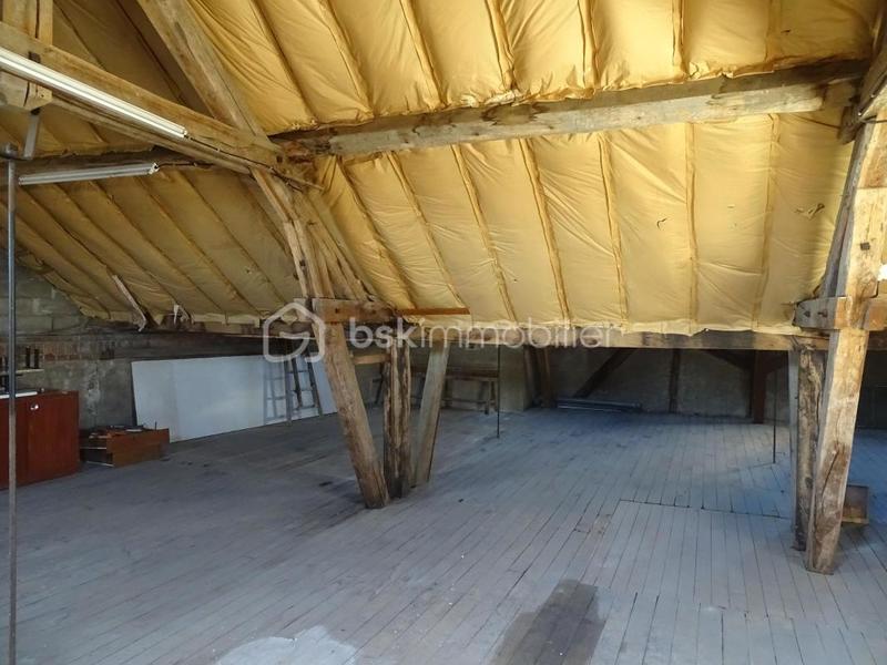 Appartement - 97 m² - 6 pièces