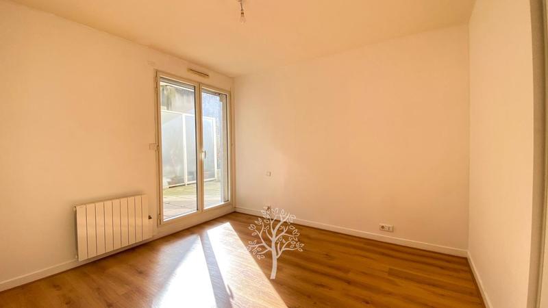Appartement - 90 m² - 3 pièces