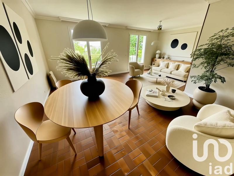 Maison - 170 m² - 8 pièces