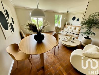 Maison - 170 m² - 8 pièces